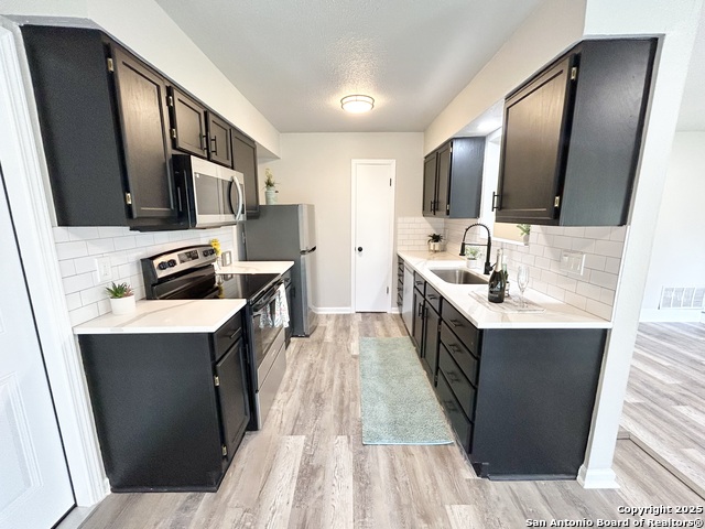 Image 11 of 24 For 5943 Cliffmore