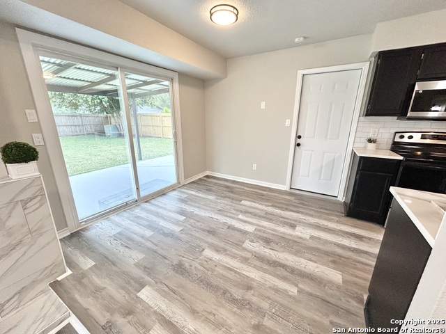 Image 12 of 24 For 5943 Cliffmore