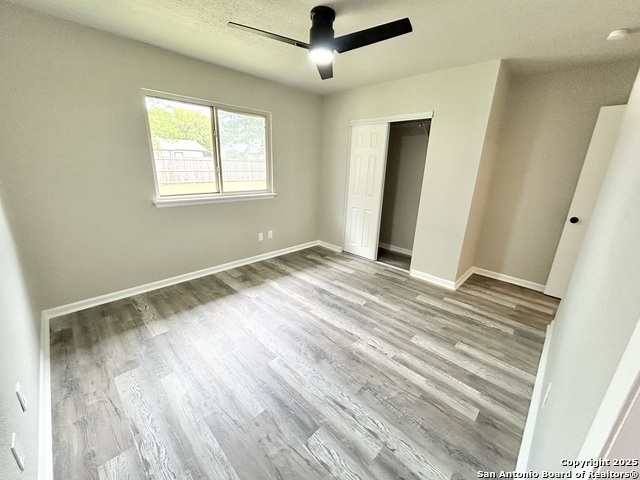 Image 15 of 24 For 5943 Cliffmore