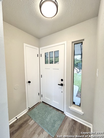 Image 5 of 24 For 5943 Cliffmore