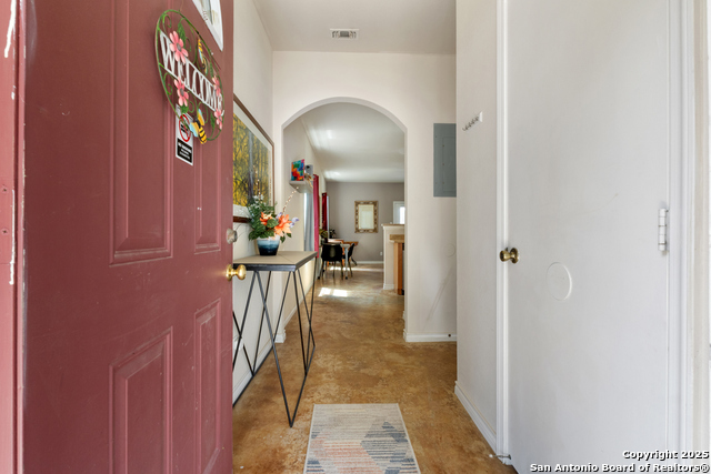Image 3 of 25 For 7807 Kingsbury Wood