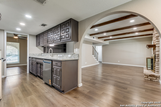 Image 10 of 25 For 10215 Charter Ridge