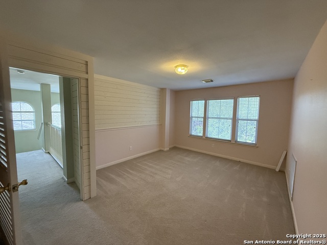 Image 22 of 33 For 119 Baythorne