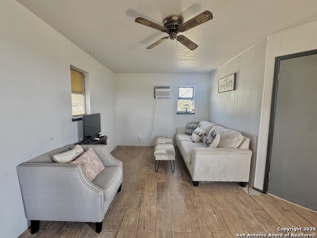 Listing photo id 3 for Tbd H55