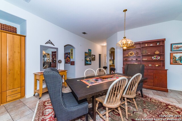 Image 11 of 23 For 10 Oakwell Farms Pkwy