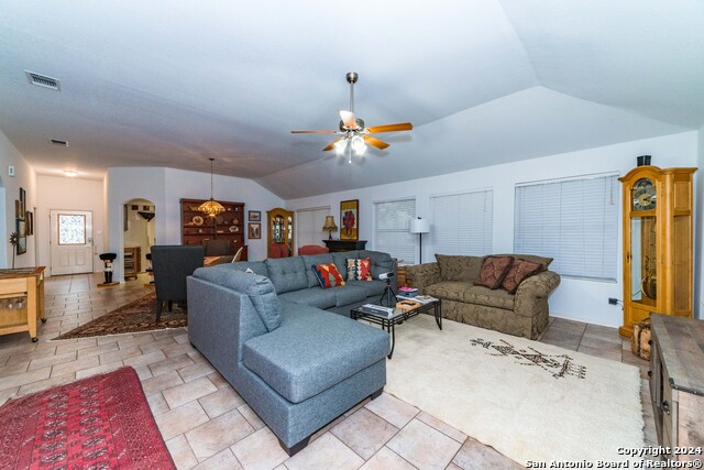Image 13 of 23 For 10 Oakwell Farms Pkwy