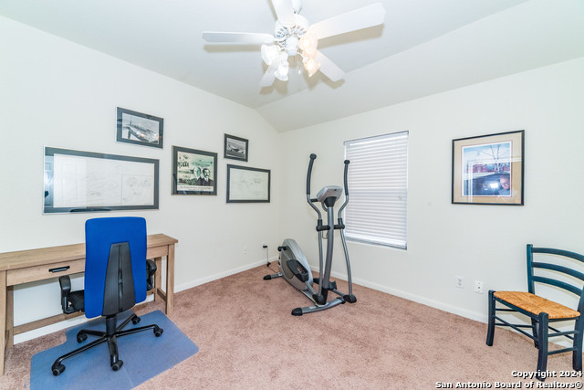 Image 15 of 23 For 10 Oakwell Farms Pkwy