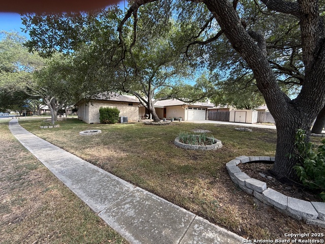 Image 14 of 15 For 2214 Pebble Crest Cir
