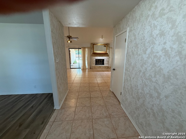 Image 2 of 15 For 2214 Pebble Crest Cir