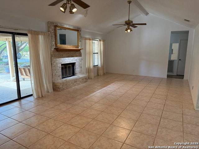 Image 5 of 15 For 2214 Pebble Crest Cir