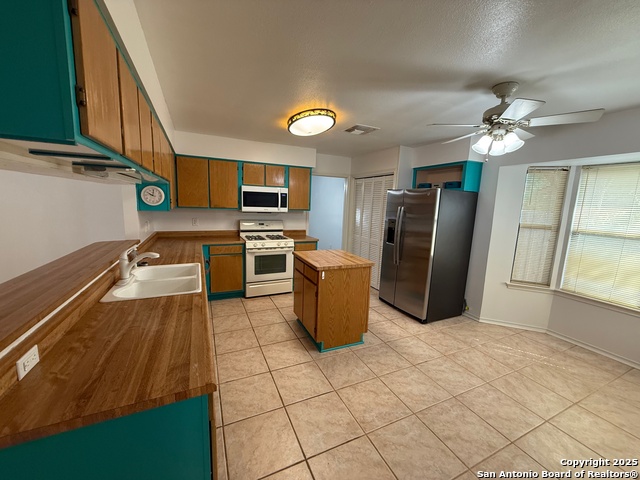 Image 7 of 15 For 2214 Pebble Crest Cir