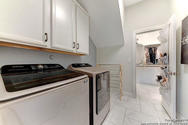 Listing photo id 14 for 23003 Grande Vista