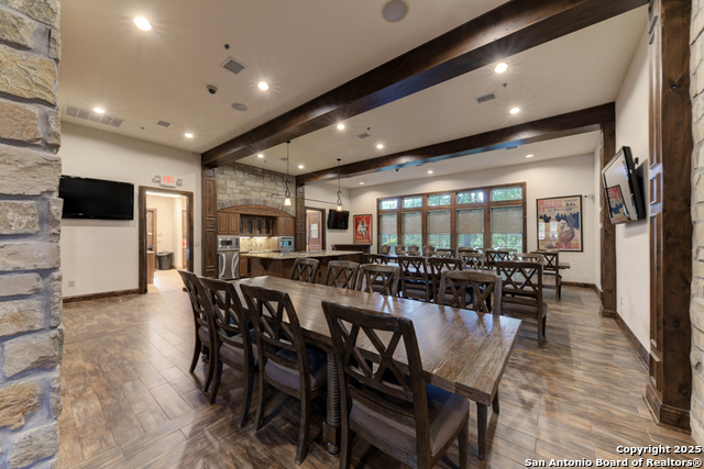 Listing photo id 43 for 23003 Grande Vista