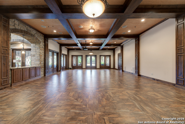 Listing photo id 45 for 23003 Grande Vista