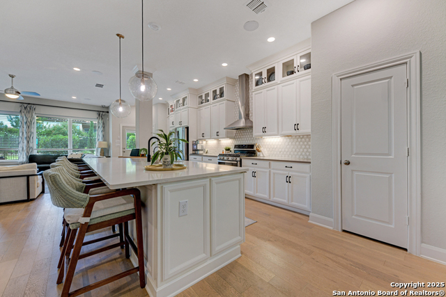Listing photo id 7 for 23003 Grande Vista