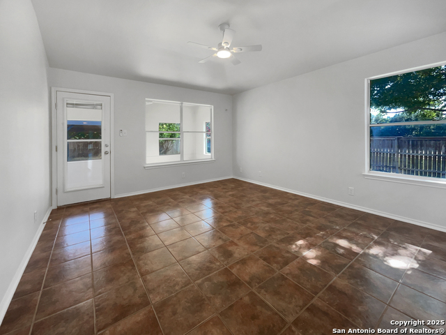 Image 11 of 18 For 3250 Morning Quail