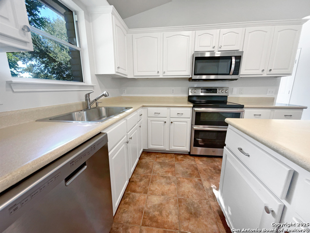 Image 9 of 18 For 3250 Morning Quail