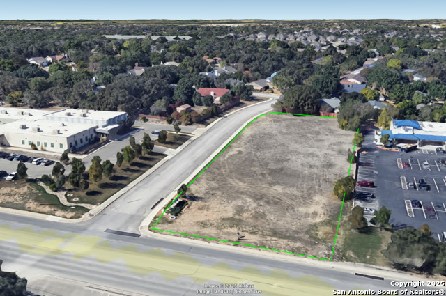 Listing photo id 1 for 16100 Nacogdoches