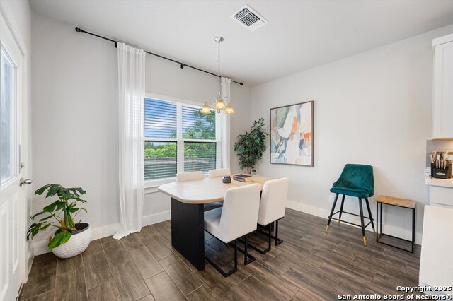 Image 14 of 29 For 16011 Babcock