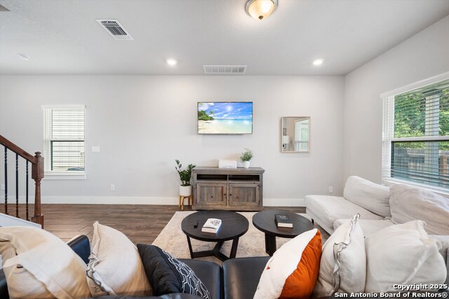 Image 8 of 29 For 16011 Babcock