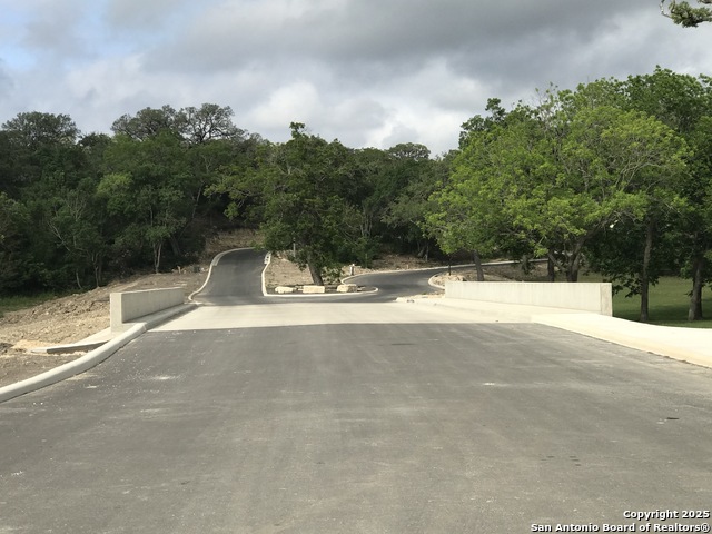 Listing photo id 1 for 25816 Charcos View