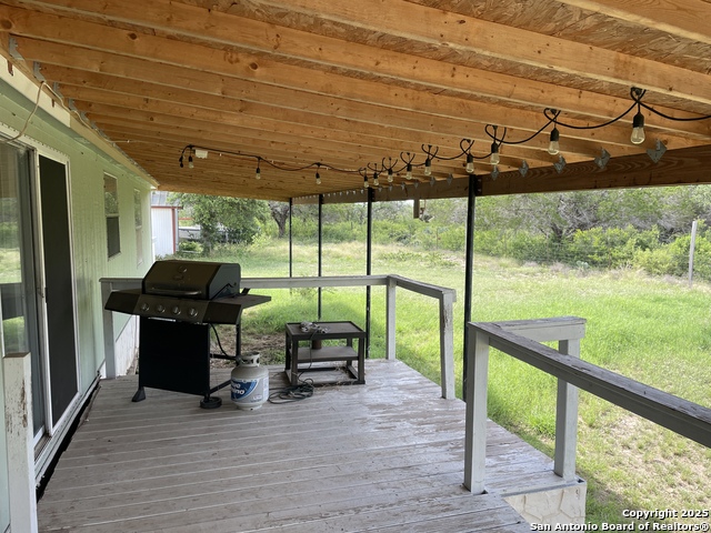 Listing photo id 14 for 233 County Road 340