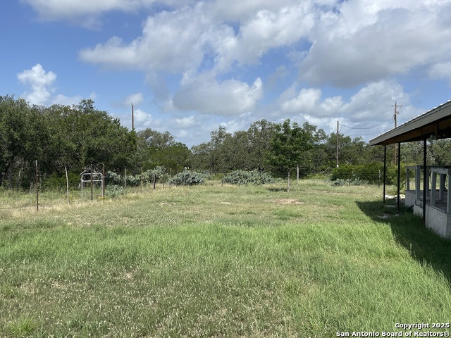 Listing photo id 16 for 233 County Road 340