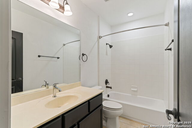 Image 26 of 36 For 23214 Woodlawn