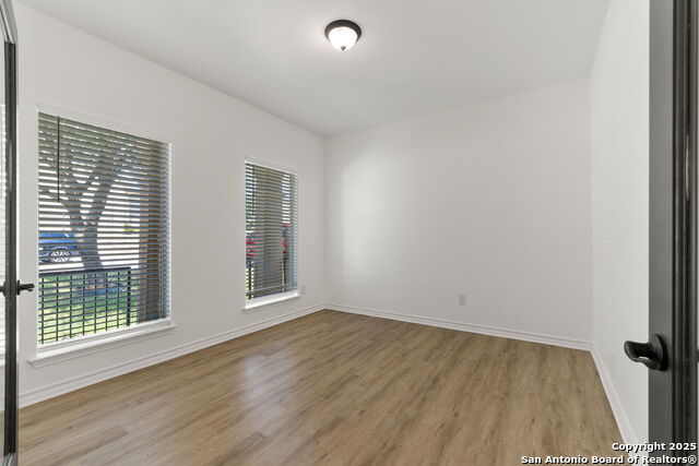 Image 4 of 36 For 23214 Woodlawn