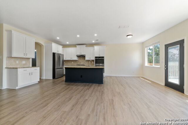 Image 7 of 36 For 23214 Woodlawn