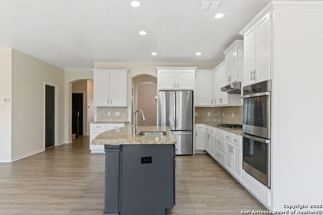Image 9 of 36 For 23214 Woodlawn