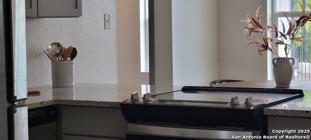 Image 19 of 26 For 2014 Montezuma