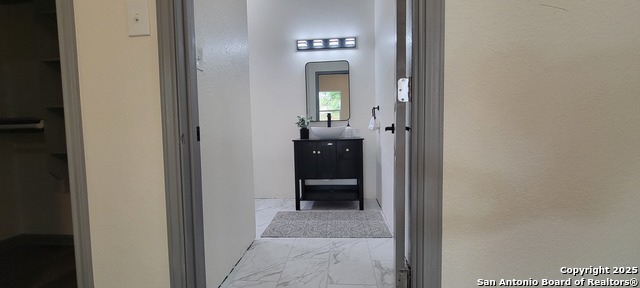 Image 4 of 26 For 2014 Montezuma