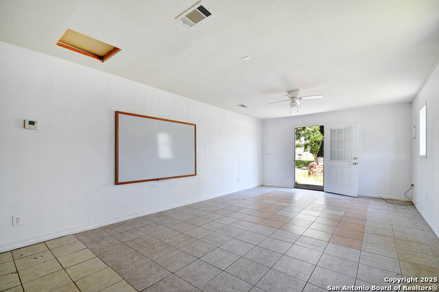 Image 13 of 21 For 6060 Old Camp Bullis Rd