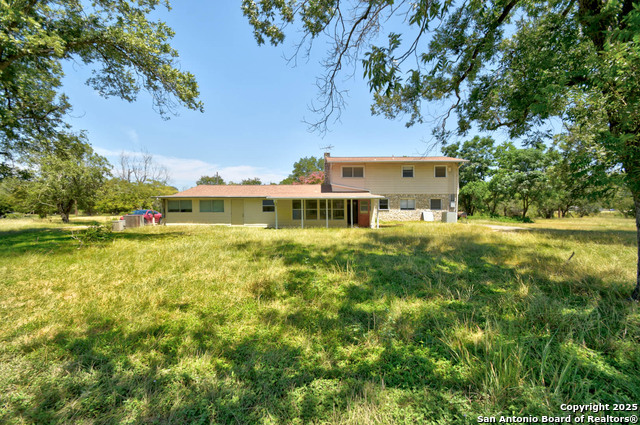 Image 5 of 21 For 6060 Old Camp Bullis Rd