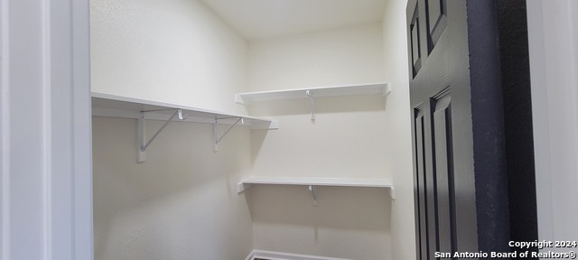 Listing photo id 8 for 338 42nd Sw