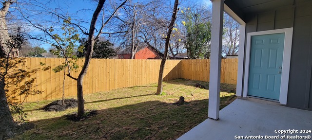 Listing photo id 16 for 338 42nd Sw