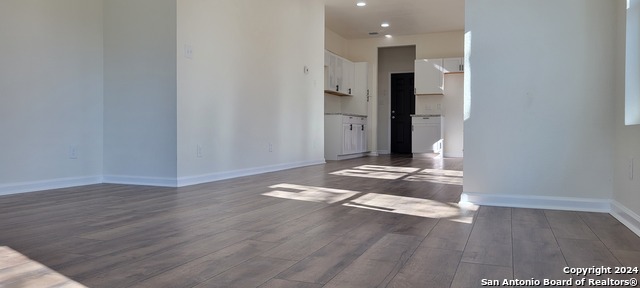 Listing photo id 3 for 338 42nd Sw