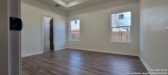 Listing photo id 6 for 338 42nd Sw