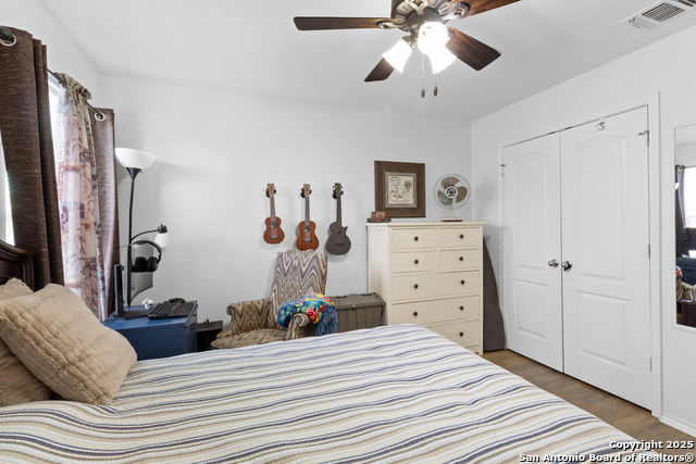 Image 22 of 30 For 9642 Pleasanton Cove