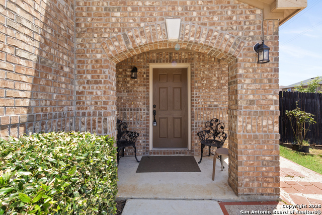 Image 5 of 30 For 9642 Pleasanton Cove