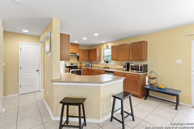 Image 9 of 30 For 9642 Pleasanton Cove