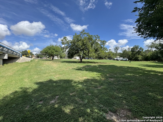 Listing photo id 0 for 854 Live Oak