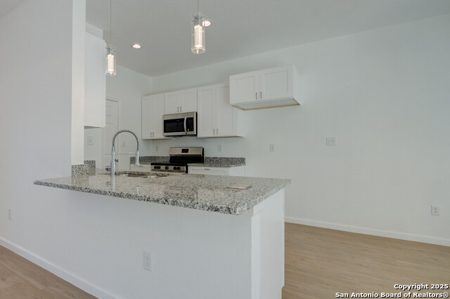 Listing photo id 3 for 626 Sewanee St