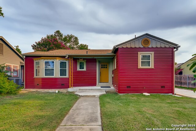 Details for 2040 Mistletoe W, San Antonio, TX 78201