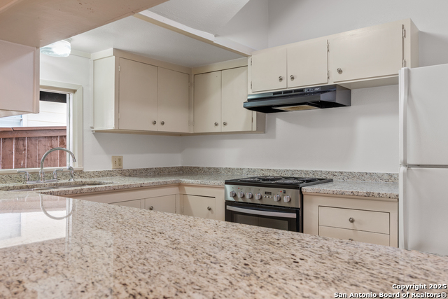 Details for 636 Patterson Ave  B, Alamo Heights, TX 78209