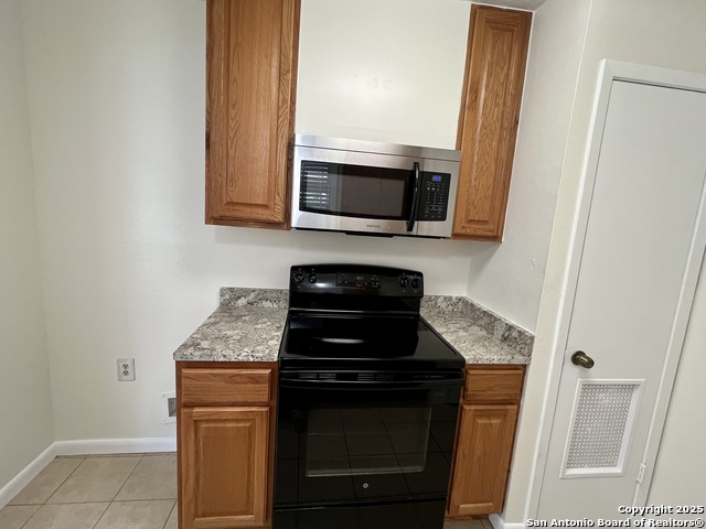 Listing photo id 6 for 734 Rosewood
