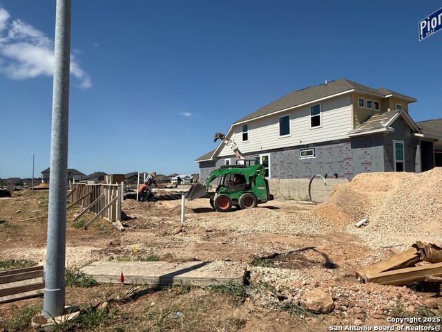 Image 2 of 37 For 12502 Sylvanite