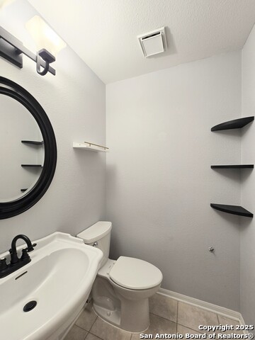 Image 10 of 28 For 8706 Collingwood
