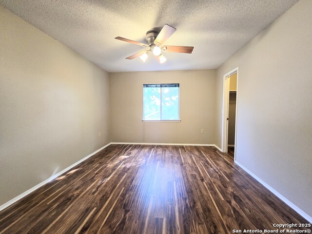 Image 24 of 28 For 8706 Collingwood